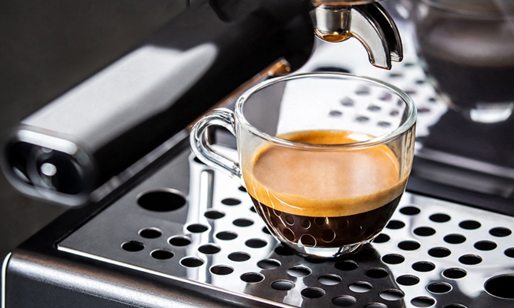 Caffè americano vs italiano: quale contiene più caffeina